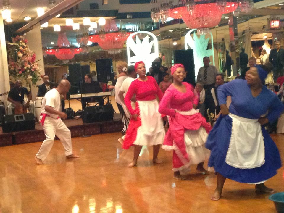 Masters de la Música Afroperuana durante su actuación en el Astoria World Manor en el Día de la Canción Criolla en Nueva York.
