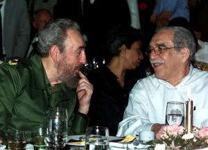 Con su amigo personal, Fidel Castro.