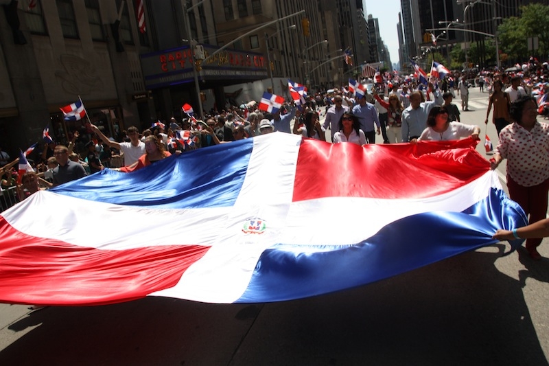 030516 DOMINICANOS EN NY