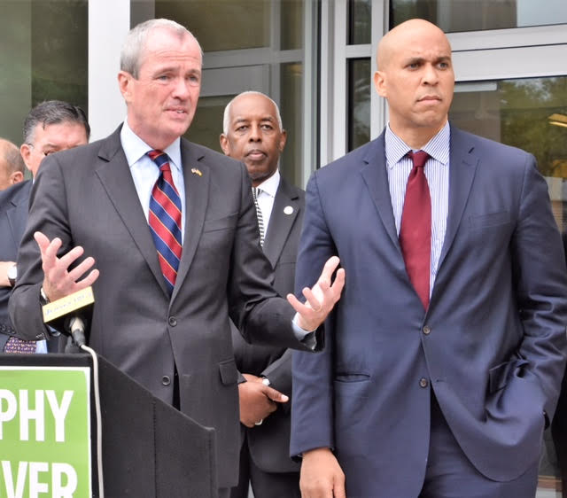 092417 PHIL MURPHY Y CORY BOOKER