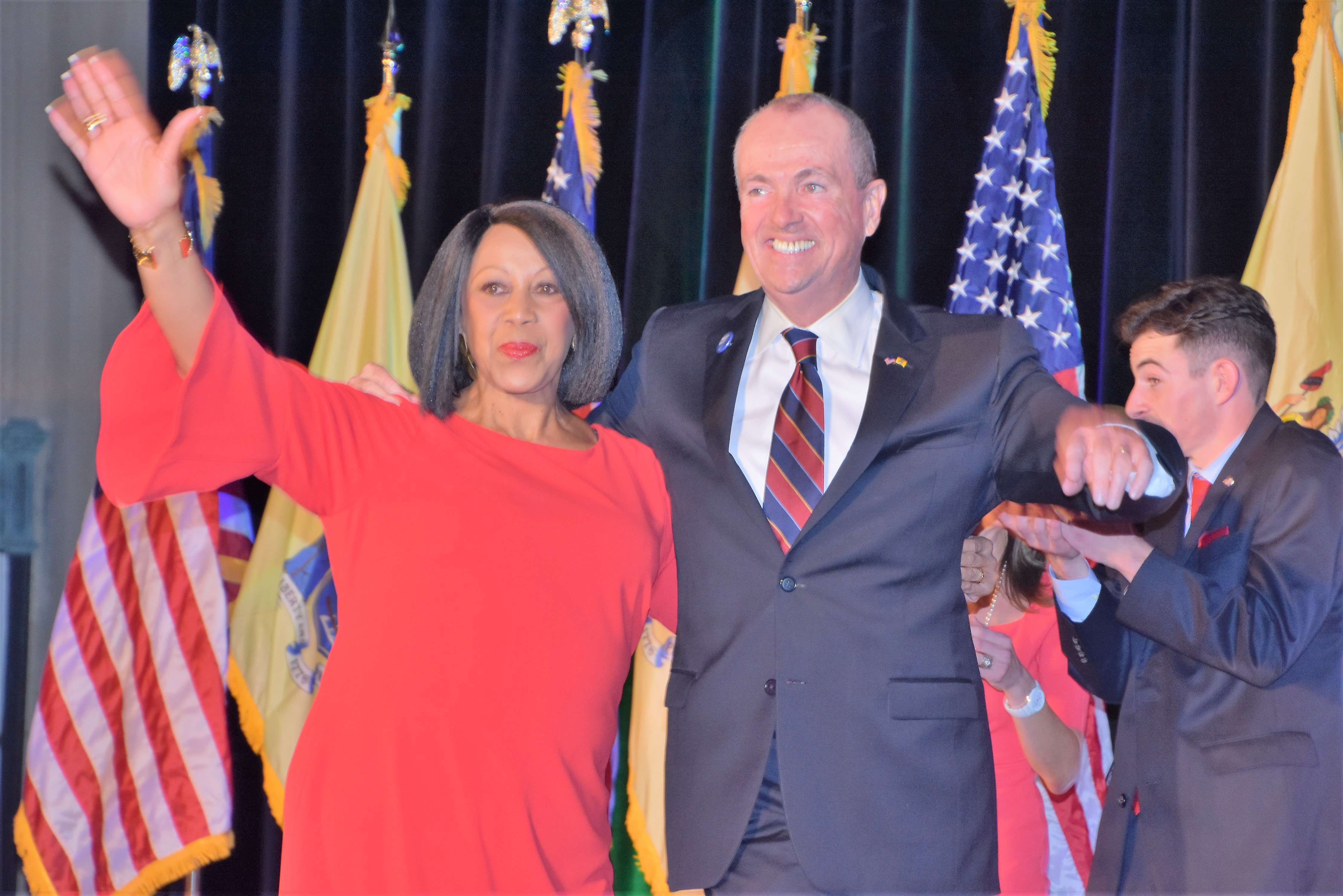 Foto Phil Murphy y Sheila Oliver, ganan elecciones en New Jersey.jpg