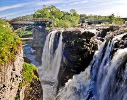 ► HOMENAJE AL BICENTENARIO DE LA INDEPENDENCIA DEL PERÚ EN LAS HISTÓRICAS CATARATAS DE&nbsp;PATERSON
