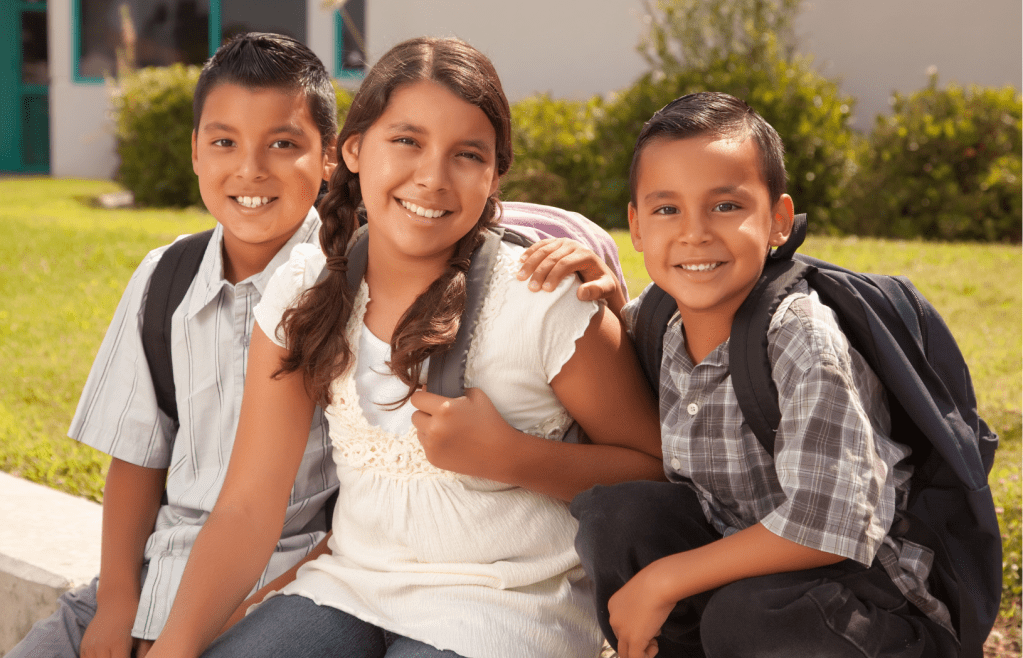 ► ESCUELAS CHARTER DAN LA BIENVENIDA A MILES DE ESTUDIANTES Y&nbsp;MAESTROS