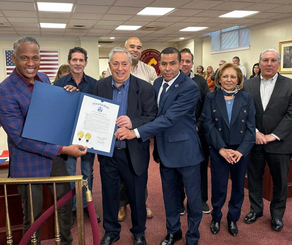 32ef243d-2c56-4626-9d26-f08c4507ccf9