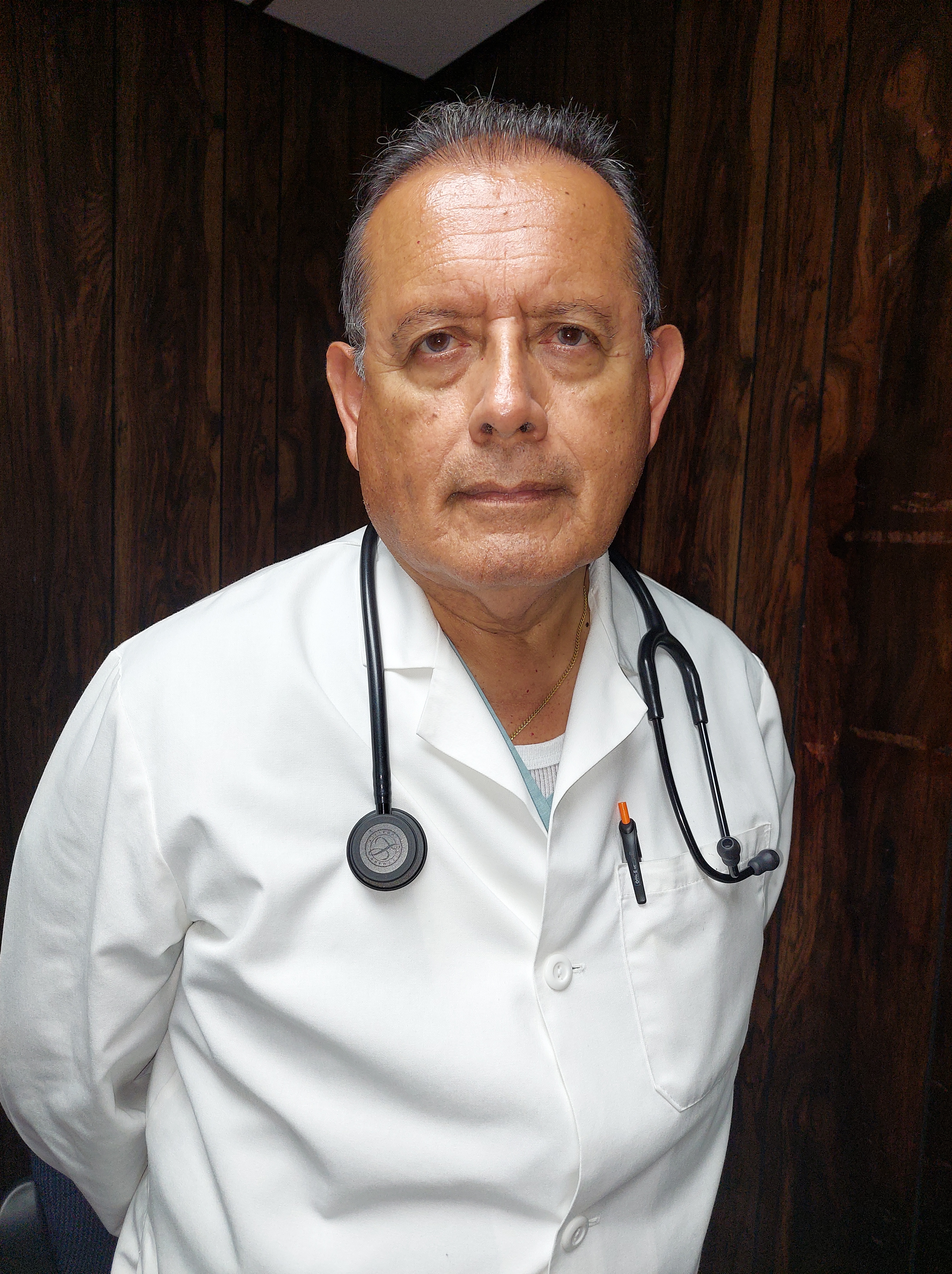 FOTO DR. CARLOS TELLO VALCARCEL MD