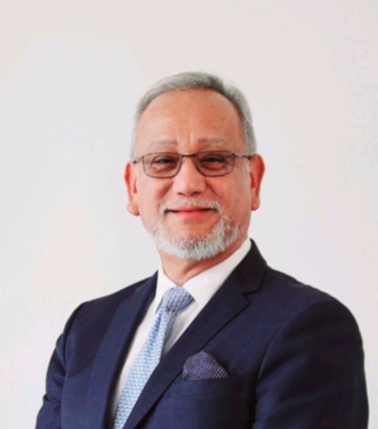 Federico Martinez , Presidente de USIL y propietario de la Clinica Health Park M