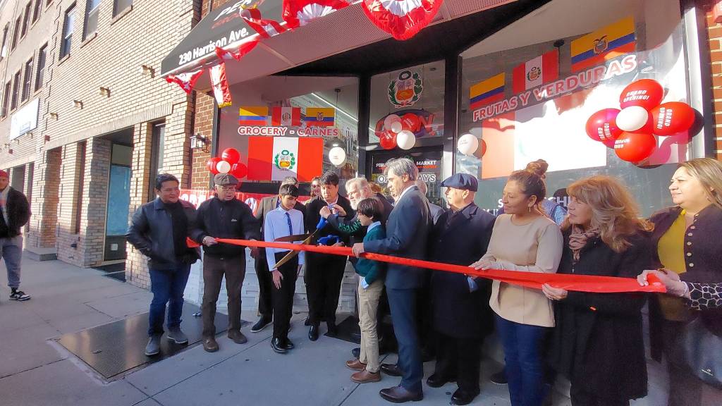 «PERUVIAN MARKET» ABRE NUEVO LOCAL EN HARRISON, NUEVA&nbsp;JERSEY