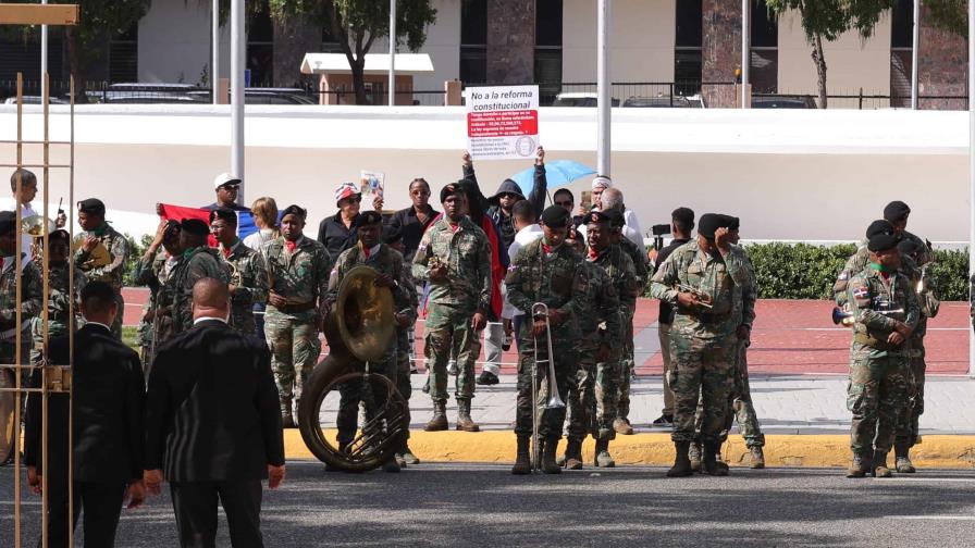 2024 MANIFESTACION FRENTE AL CONGRESO