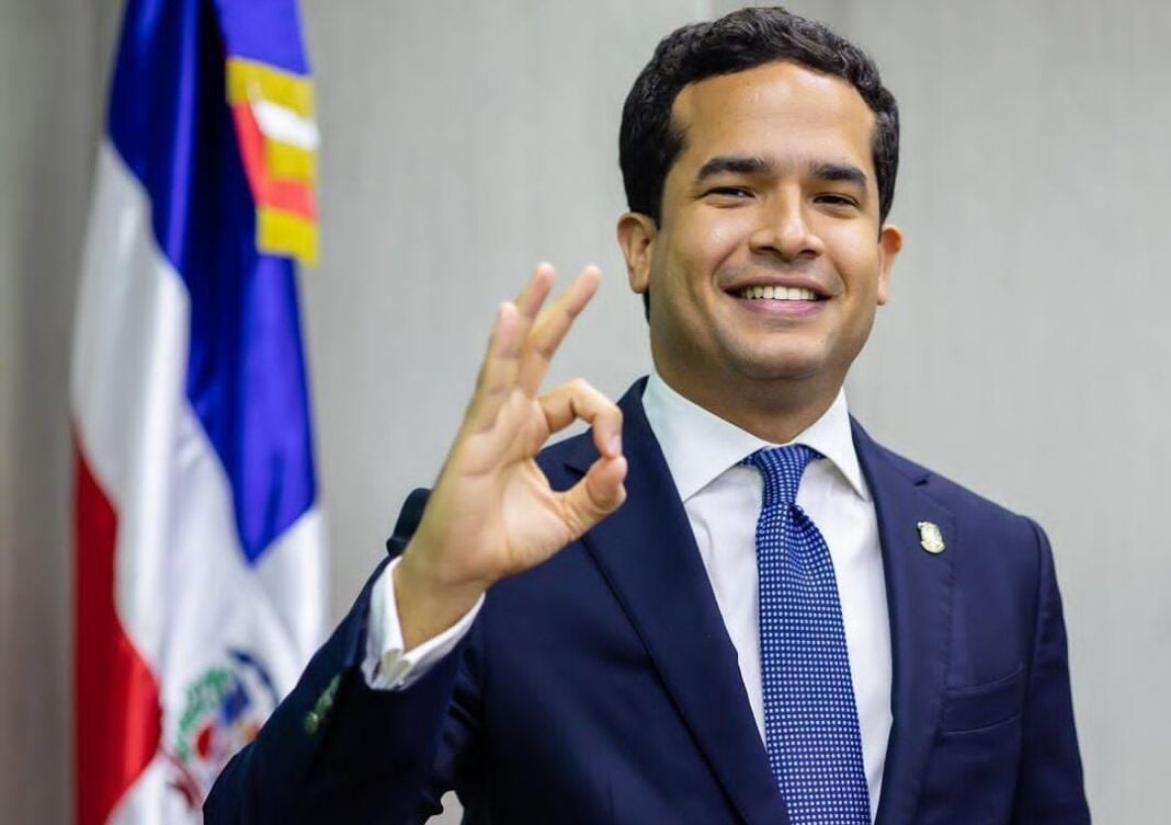 FOTO OMAR FERNANDEZ 01