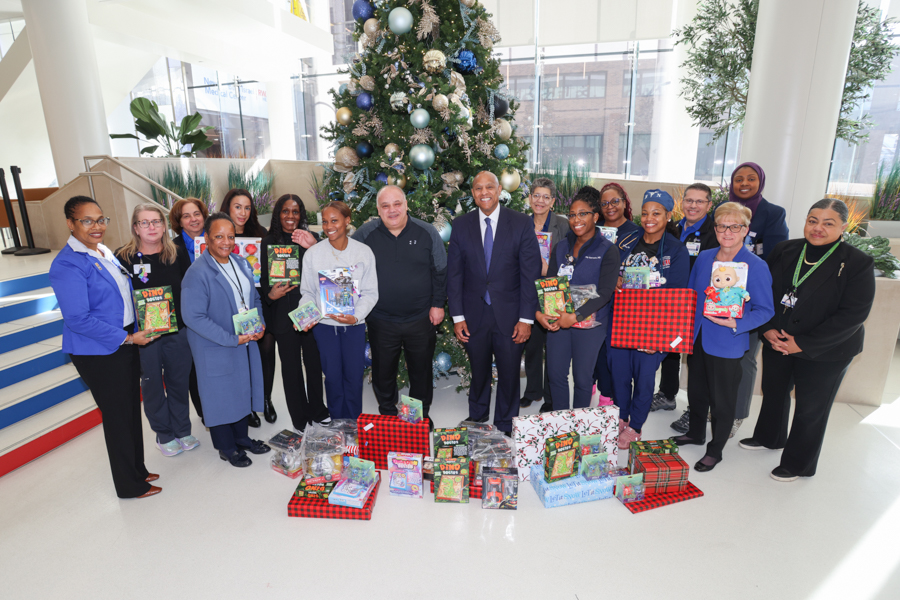 nbi Councilman Quintana - Three Kings Day Toy Donation IMG_6533