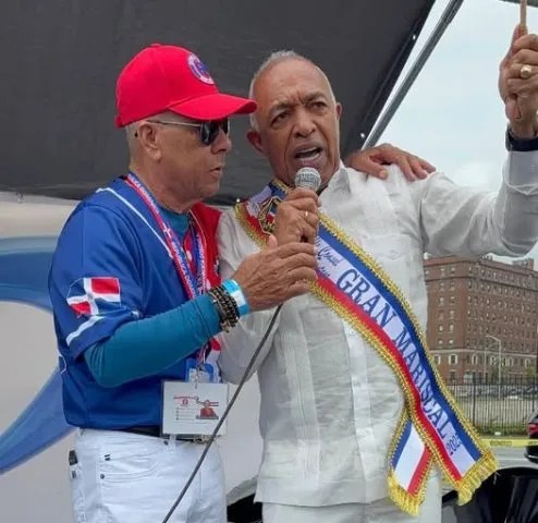 CÓNSUL FRANCISCO SANTANA ENCABEZA PARADA DOMINICANA EN&nbsp;NJ