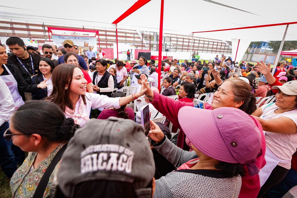 MINISTRA PARTICIPA EN ENTREGA DE PESCADO PARA OLLAS COMUNES Y COMEDORES&nbsp;POPULARES