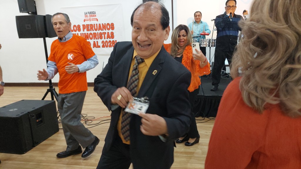 ELMER ALFARO «MACHUCAO» ENTRA A LA POLÍTICA Y ESPERA GANAR UN LUGAR EN EL CONGRESO&nbsp;PERUANO