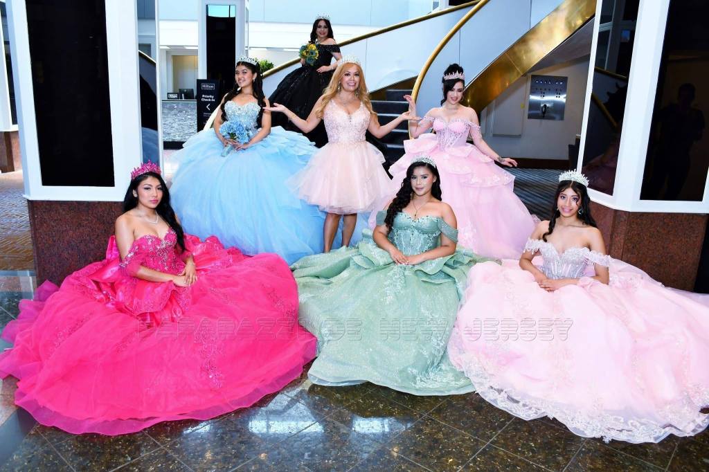 ESPECTACULAR EVENTO «QUINCEAÑERA FASHION SHOW 2026 EXPO» TUVO ENORME&nbsp;ACOGIDA