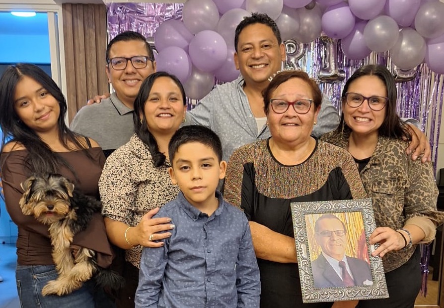 INICIAMOS SECCIÓN «SOCIALES» CELEBRANDO A NUESTRA GENTE… ¡FELIZ CUMPLEAÑOS&nbsp;«CHARITO»!