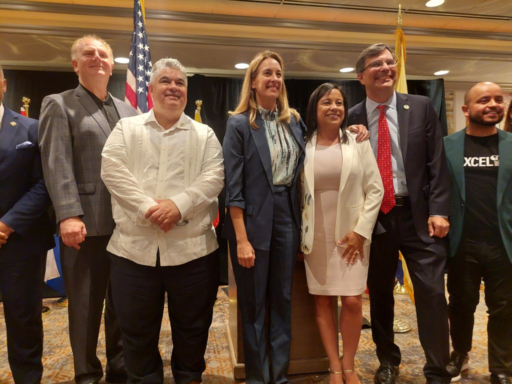 EXITOSA FERIA DE NEGOCIOS HISPANOS 2026… ORGANIZADA POR LA CÁMARA DE COMERCIO ESTATAL HISPANA DE NUEVA JERSEY (SHCCNJ)